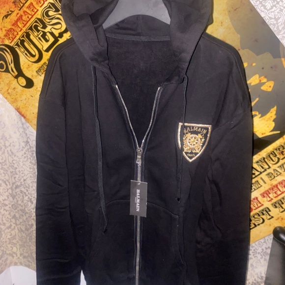 BALMAIN Vintage Crest Hoodie Size L - Picture 3 of 16
